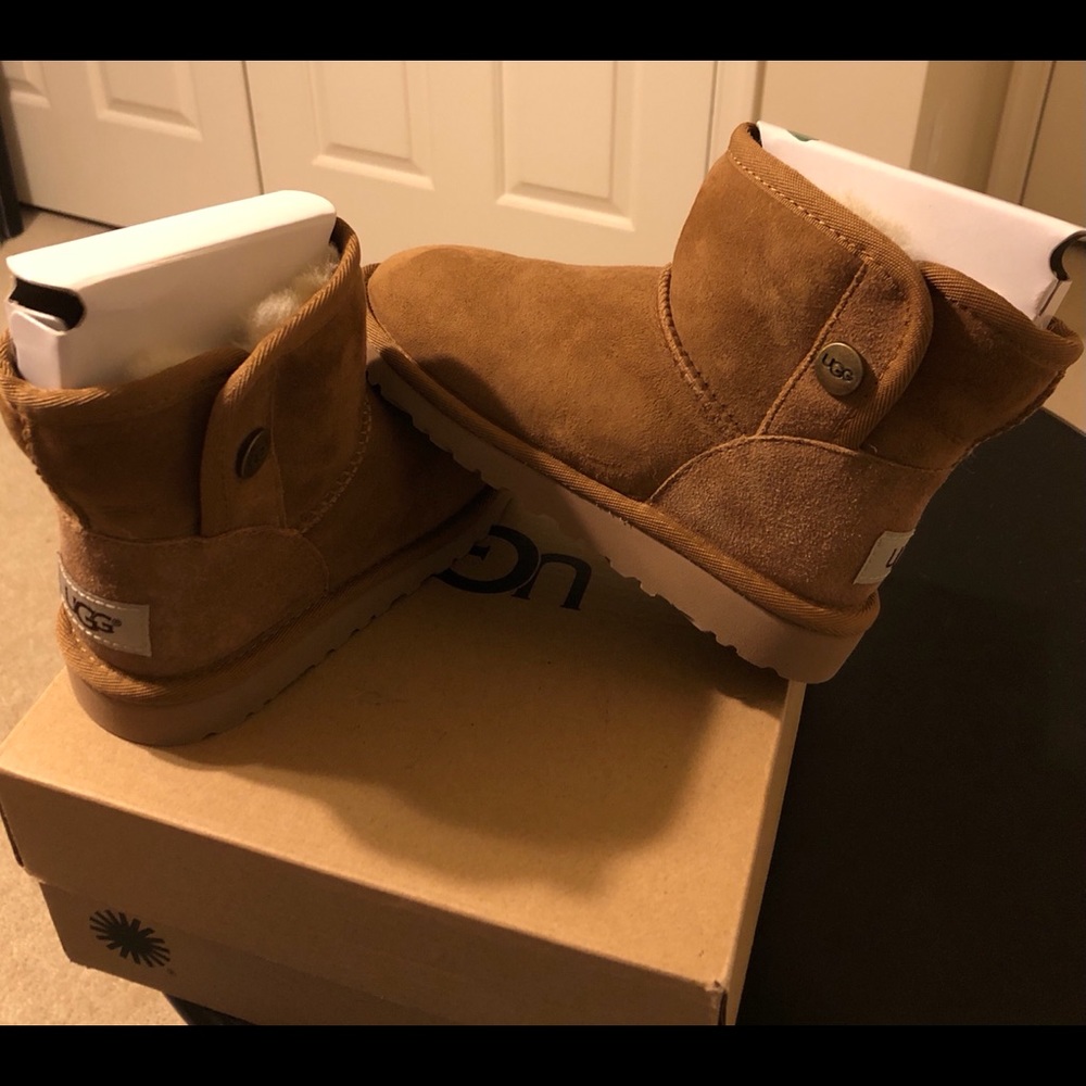 UGG Toddler Jonah boots size 12
